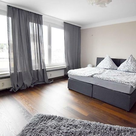Penthouse Apartment mit Rundumterrasse Köln Exterior foto